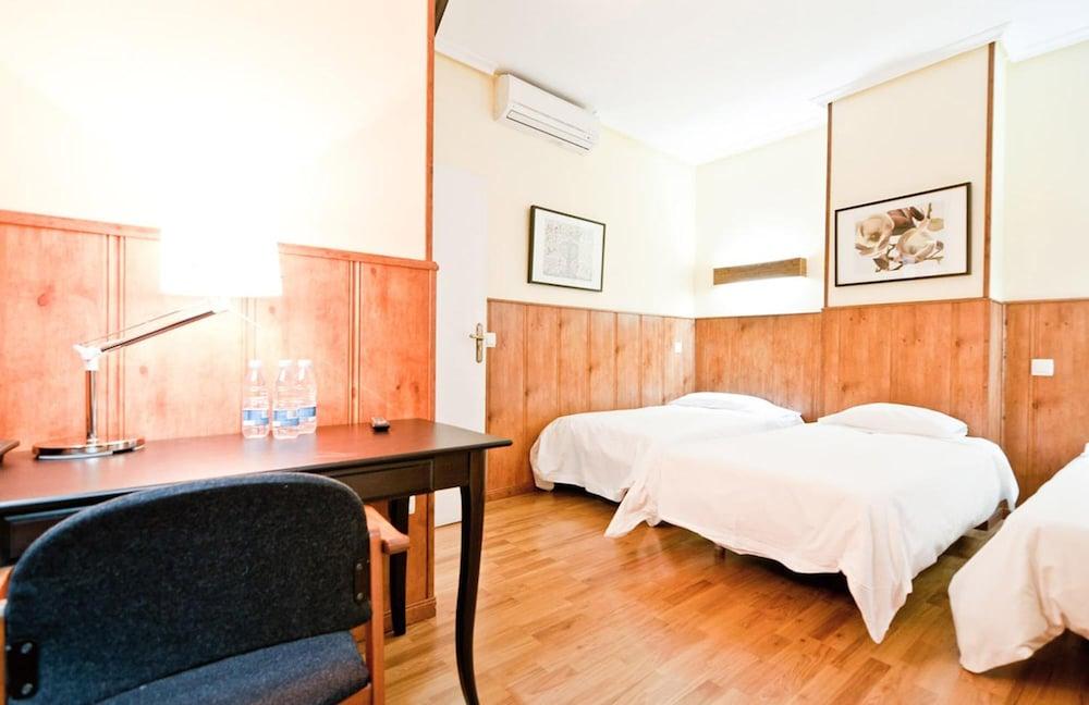 Hostal Asuncion Madrid Exteriér fotografie