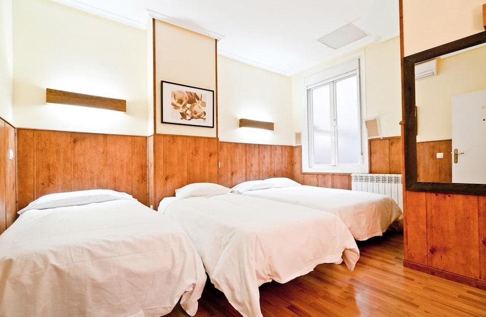 Hostal Asuncion Madrid Exteriér fotografie