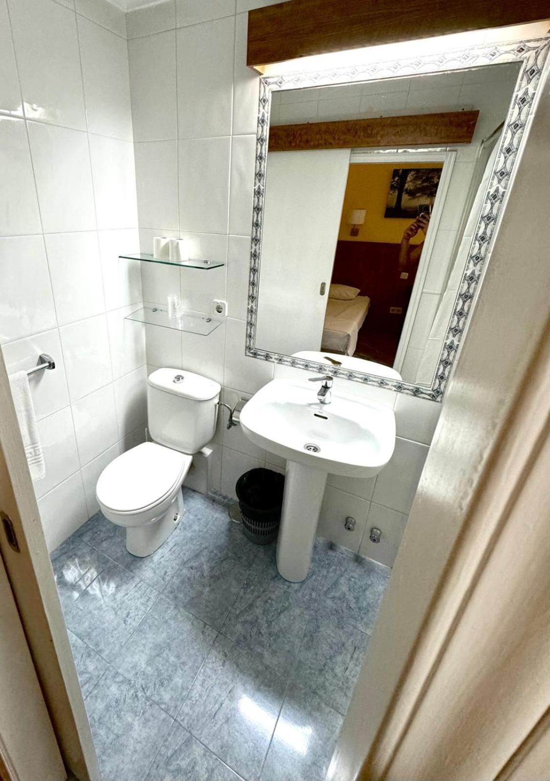 Hostal Asuncion Madrid Exteriér fotografie