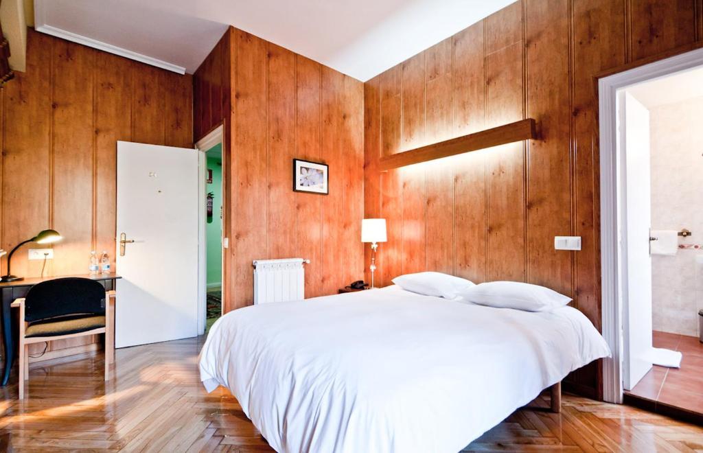 Hostal Asuncion Madrid Exteriér fotografie